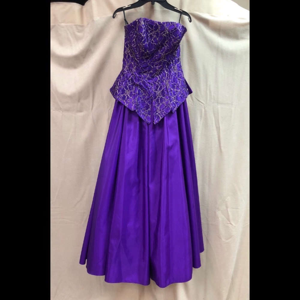 Vintage 80's Purple Strapless Formal Gown - Picture 6 of 7